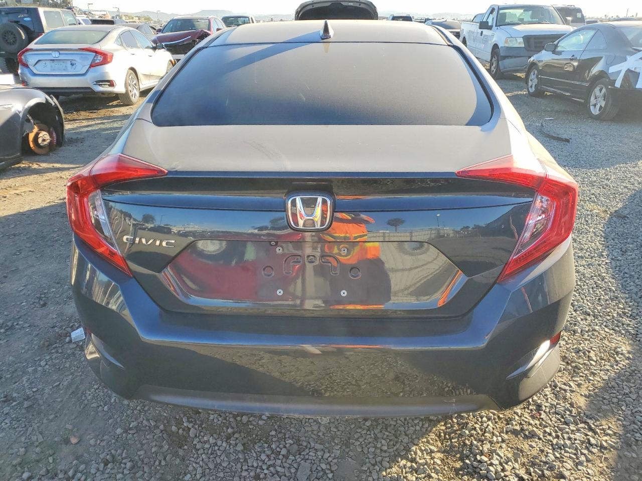 2017 HONDA CIVIC EX photo 11