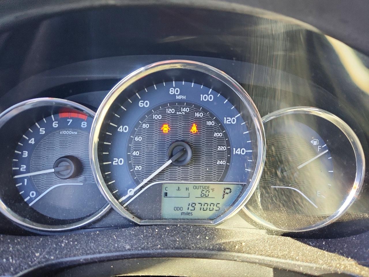 2015 TOYOTA COROLLA L photo 17