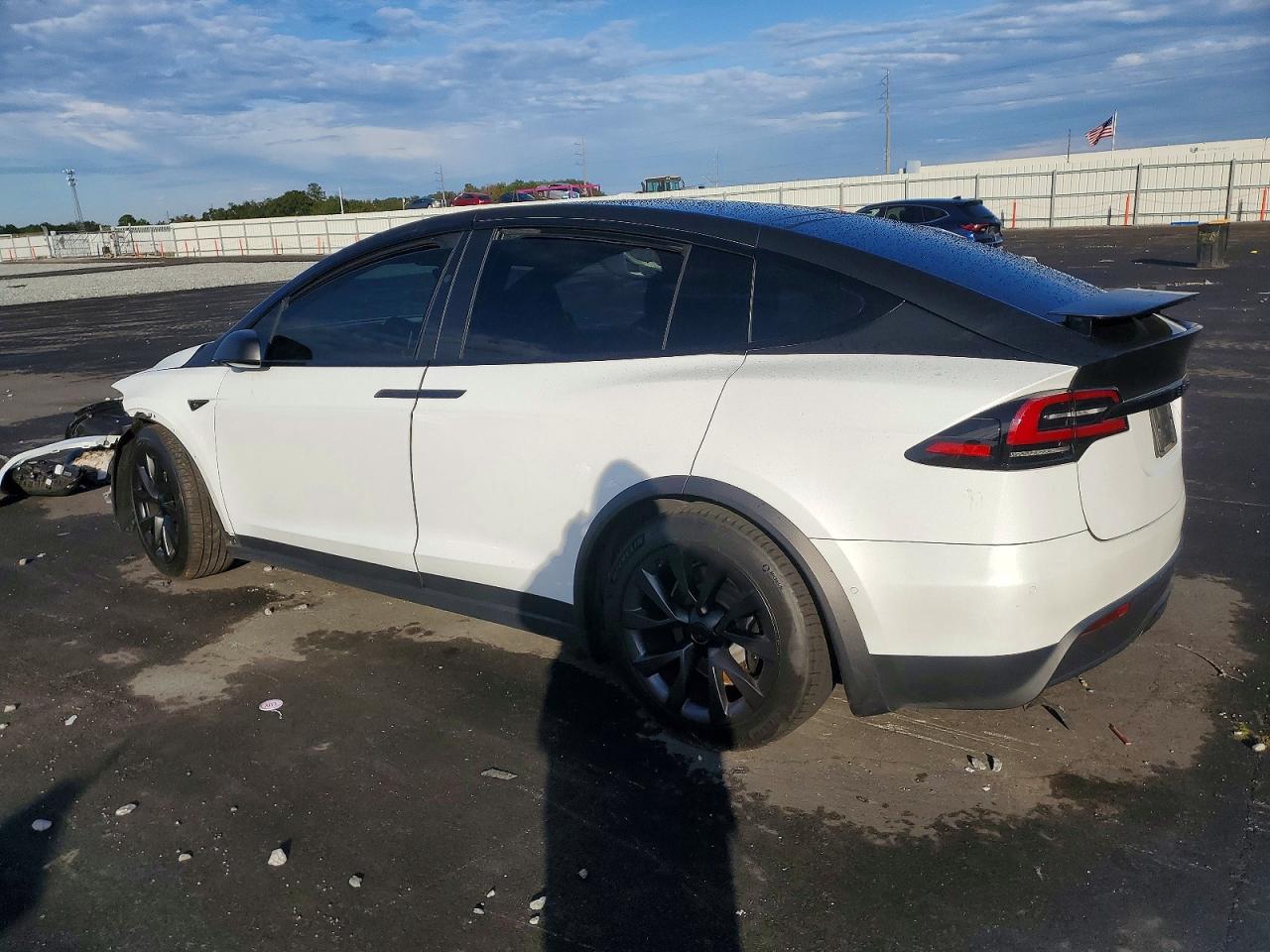 2023 TESLA MODEL X photo 3