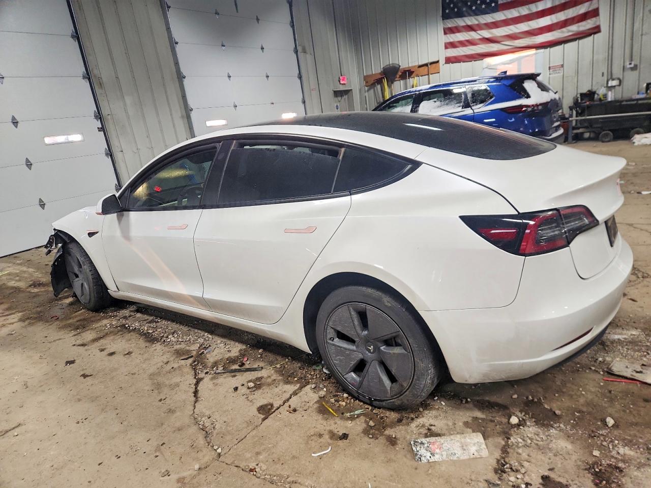 2023 TESLA MODEL 3 photo 3