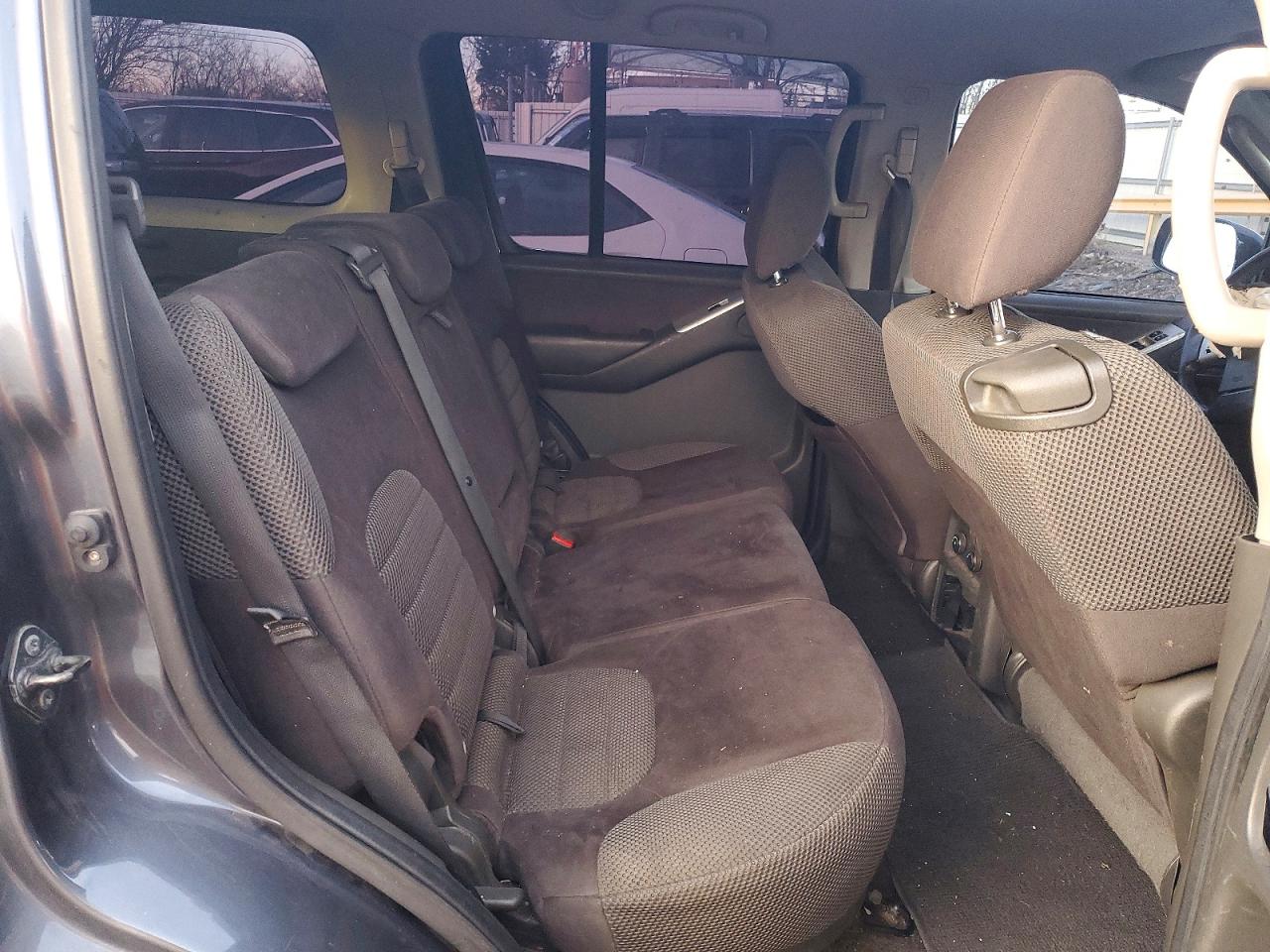 2011 NISSAN PATHFINDER S photo 11
