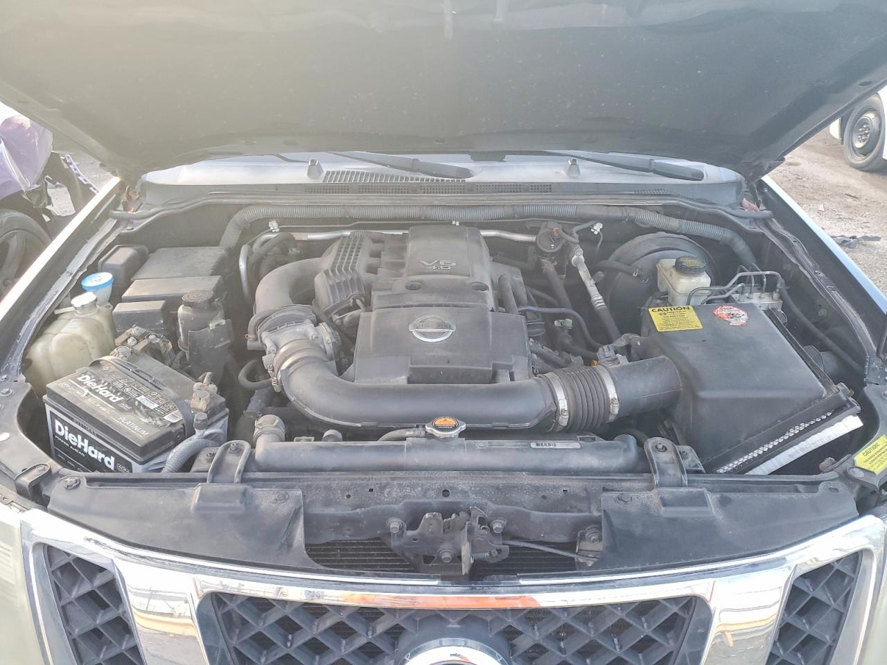 2011 NISSAN PATHFINDER S photo 12