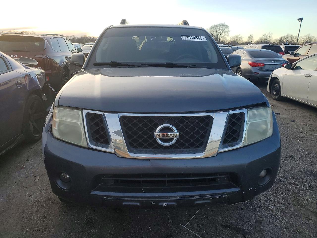 2011 NISSAN PATHFINDER S photo 5
