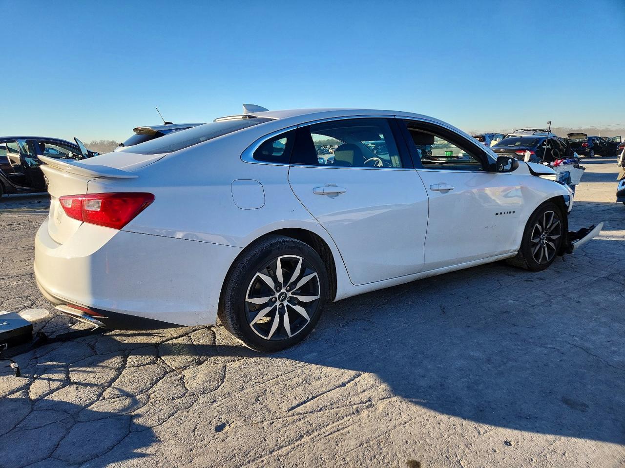 2023 CHEVROLET MALIBU RS photo 5