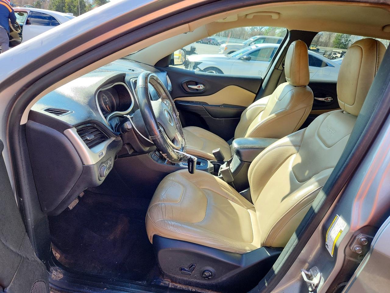 2017 JEEP CHEROKEE LIMITED photo 19