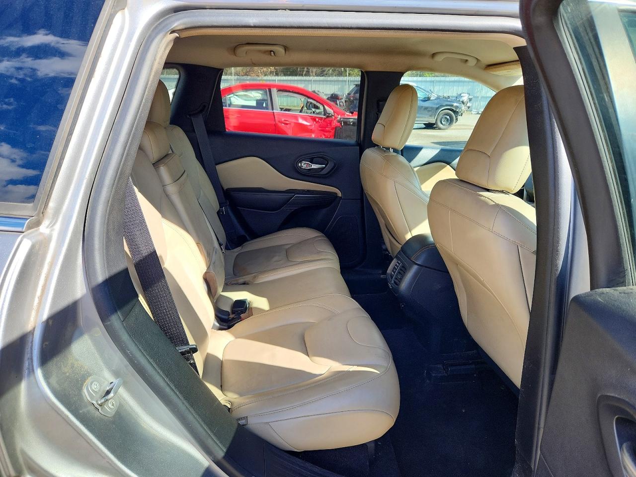 2017 JEEP CHEROKEE LIMITED photo 28