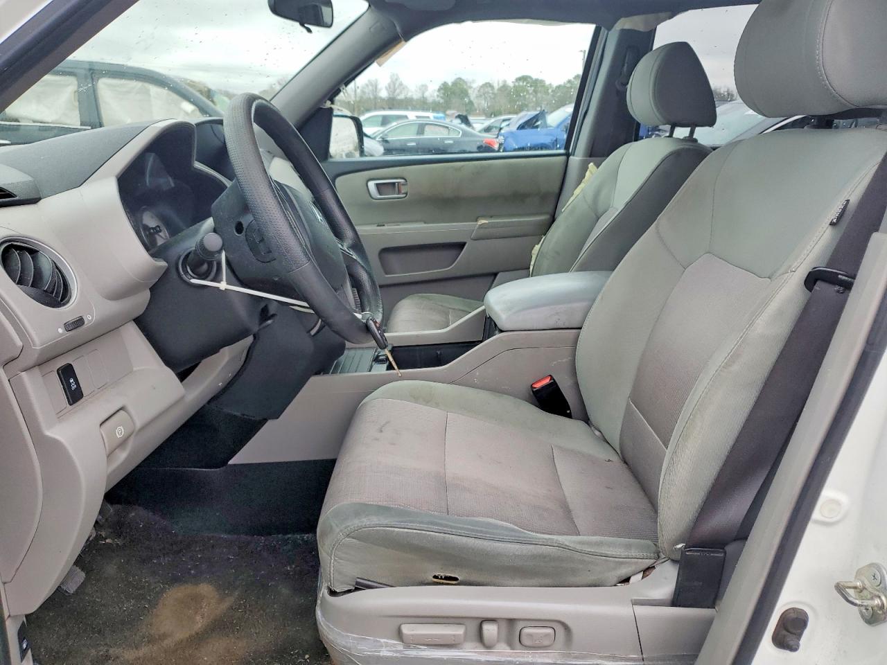 2015 HONDA PILOT SE photo 7