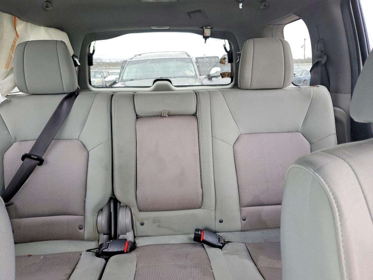 2015 HONDA PILOT SE photo 10