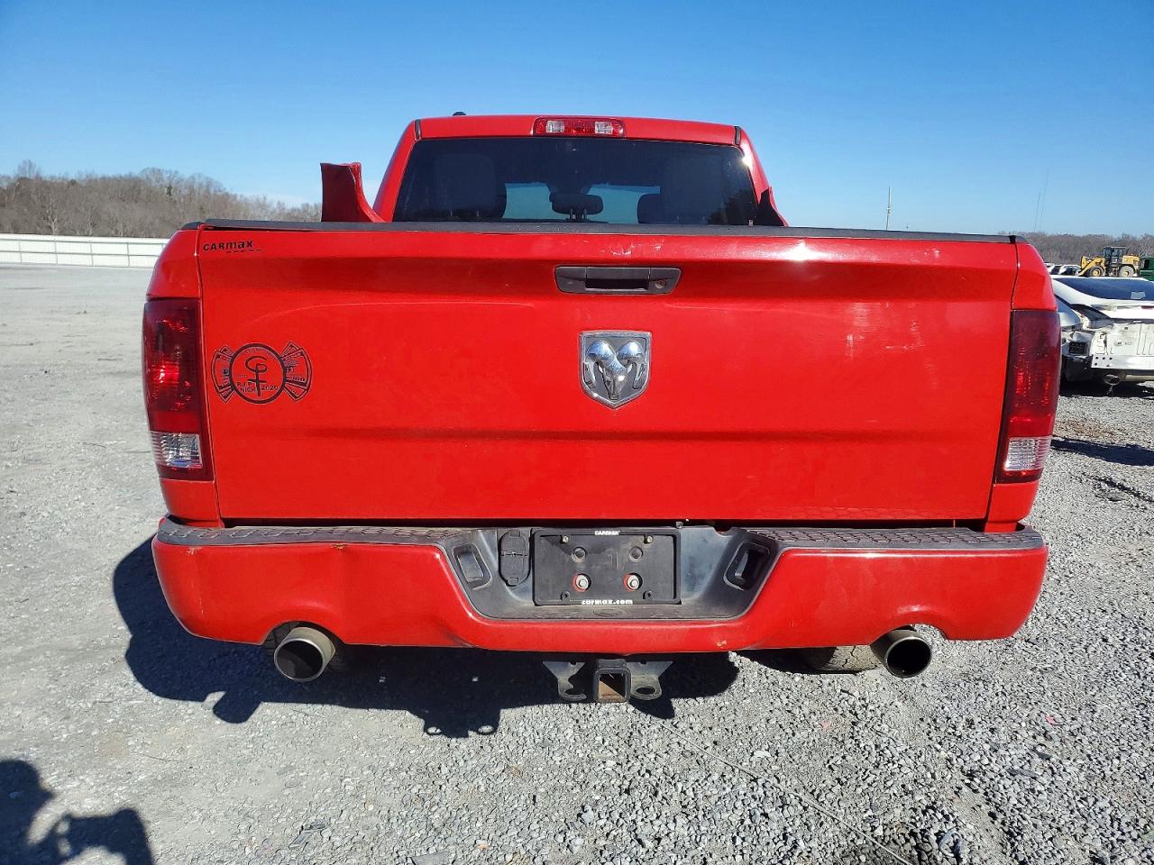 2013 RAM 1500 ST photo 6