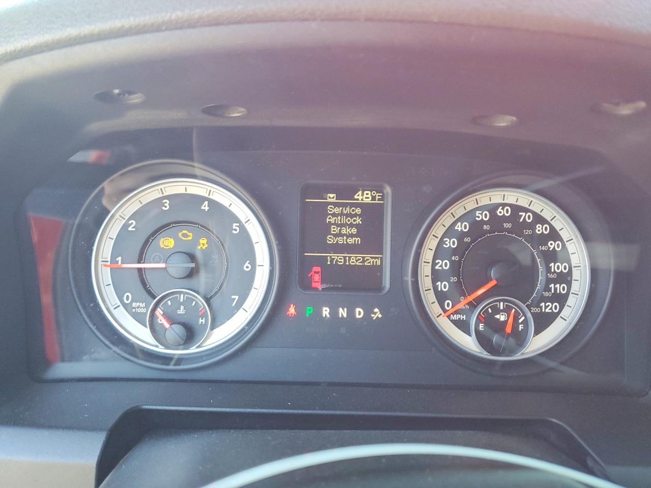 2013 RAM 1500 ST photo 9