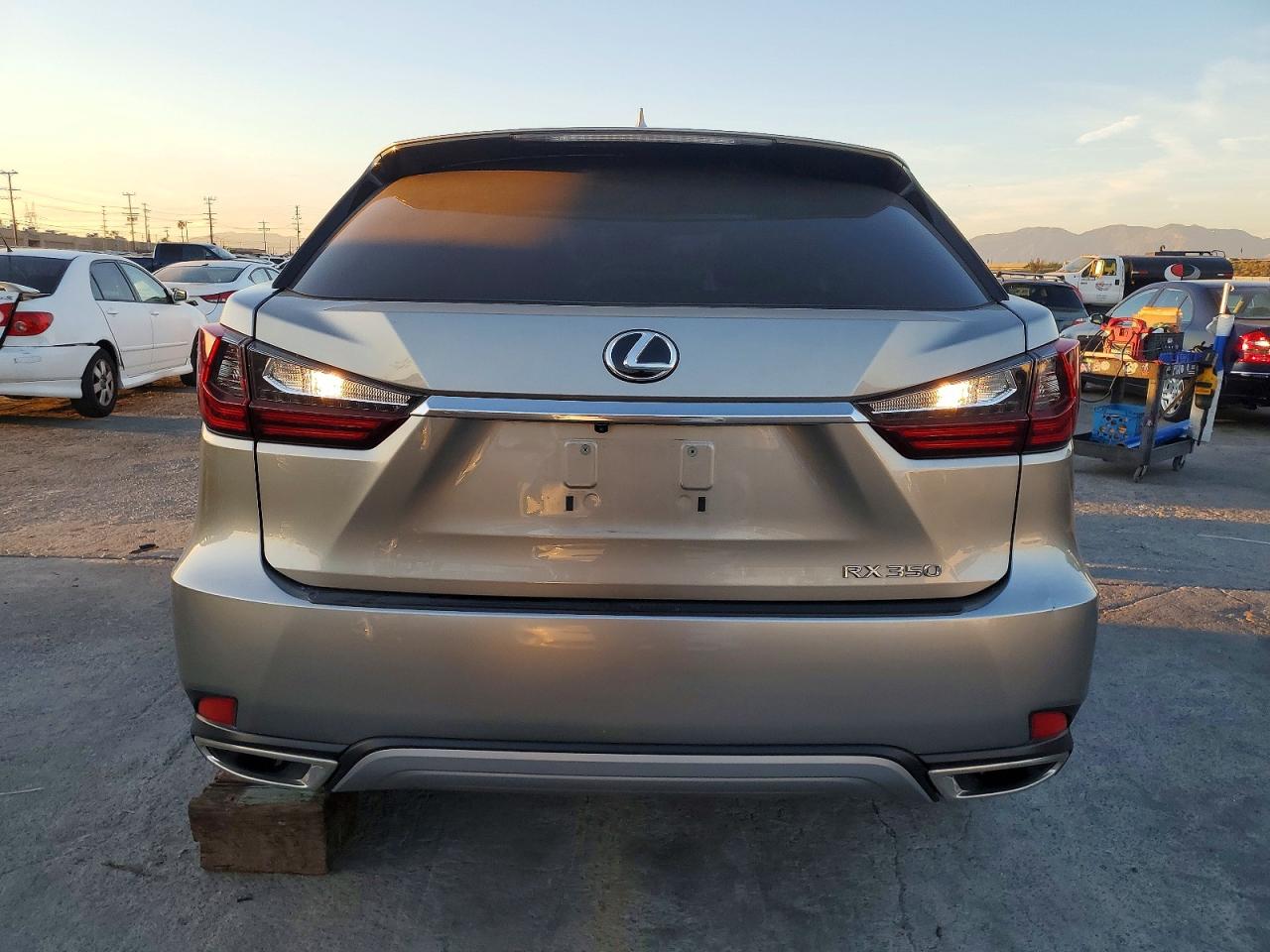 2021 LEXUS RX photo 21