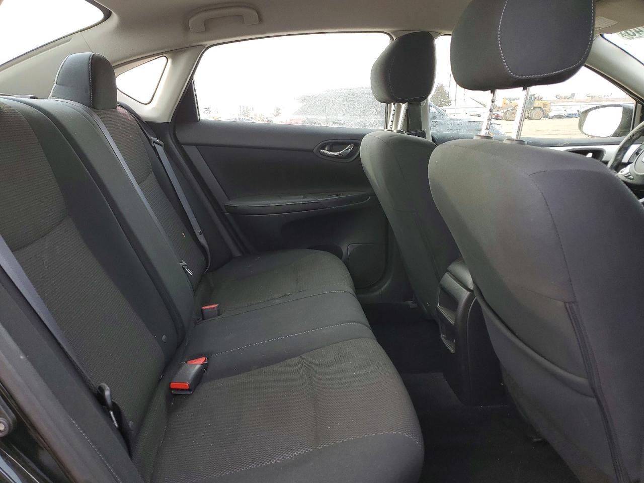 2019 NISSAN SENTRA S photo 10
