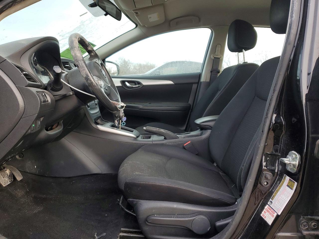 2019 NISSAN SENTRA S photo 7