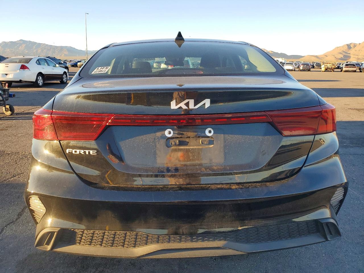 2023 KIA FORTE LXS photo 6