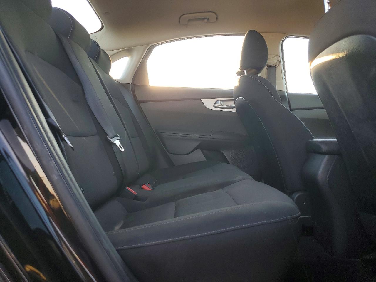 2023 KIA FORTE LXS photo 10