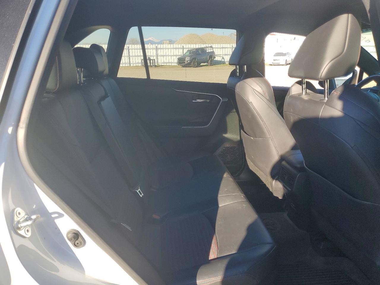 2023 TOYOTA RAV4 PRIME XSE photo 28