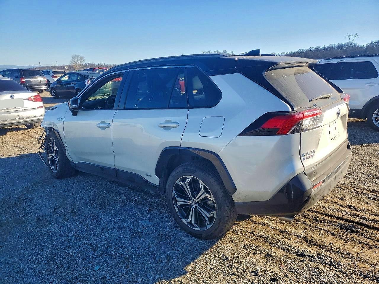 2023 TOYOTA RAV4 PRIME XSE photo 4