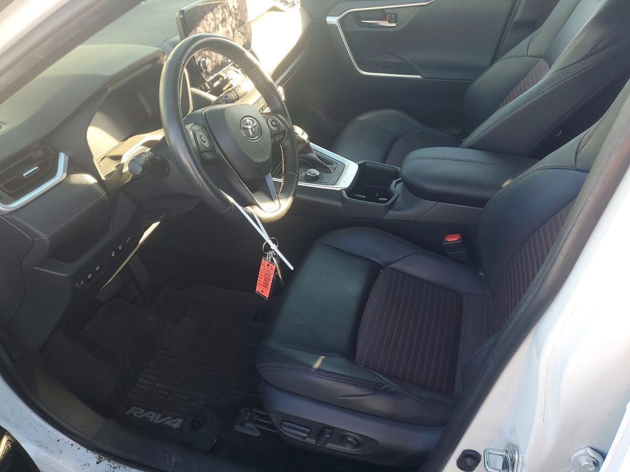 2023 TOYOTA RAV4 PRIME XSE photo 19
