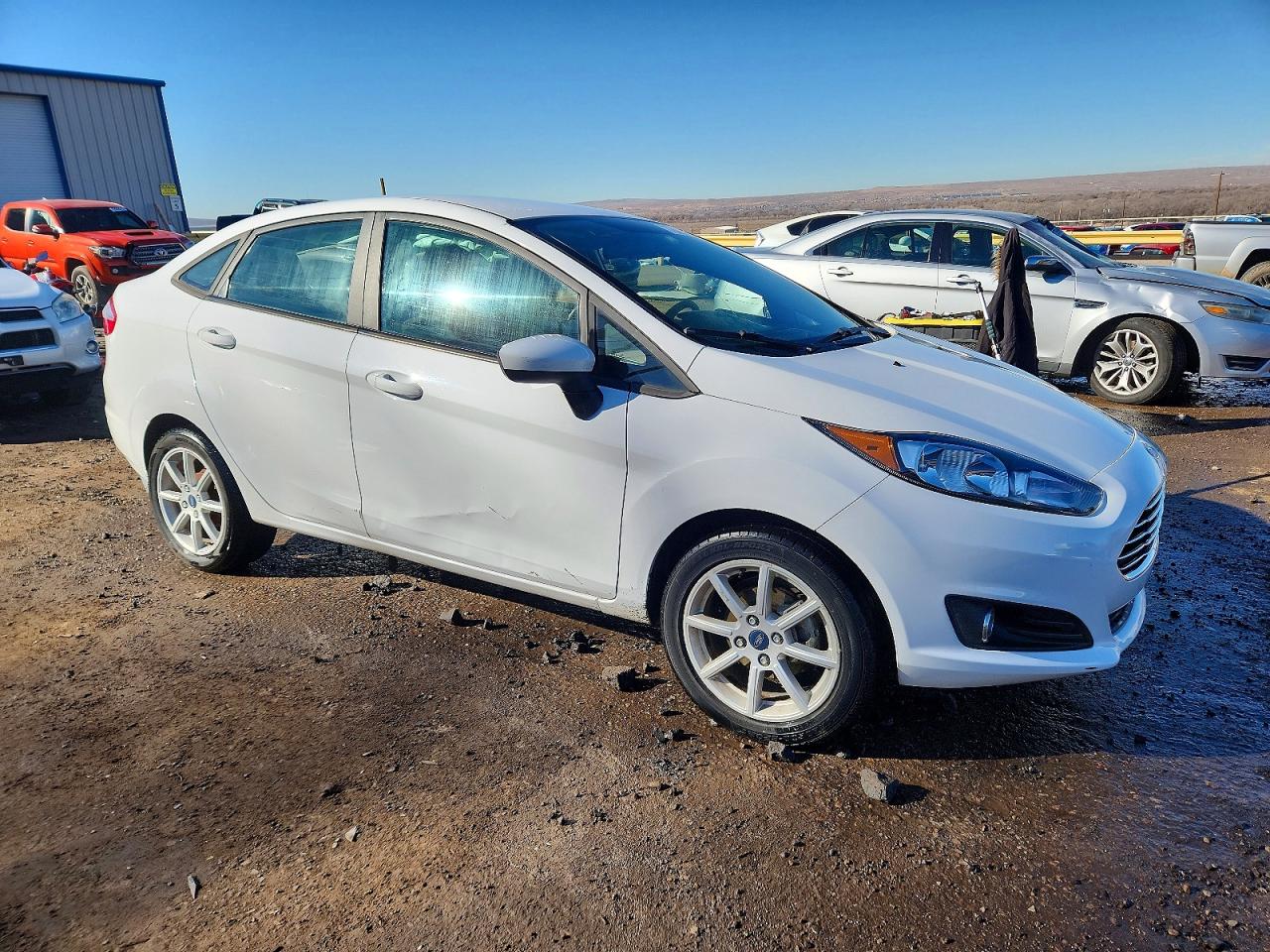 2019 FORD FIESTA SE photo 4