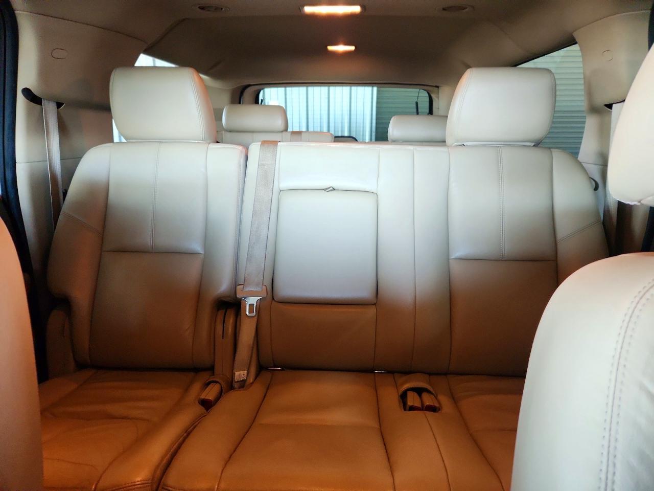 2012 GMC YUKON XL K1500 SLT photo 10