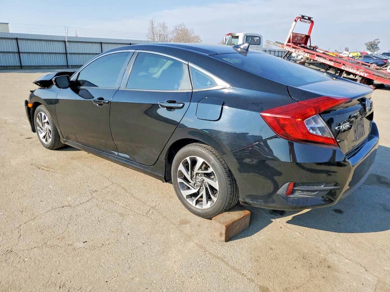2017 HONDA CIVIC EX photo 2