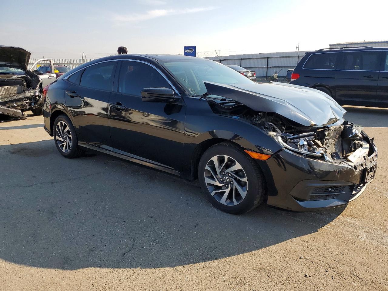 2017 HONDA CIVIC EX photo 4