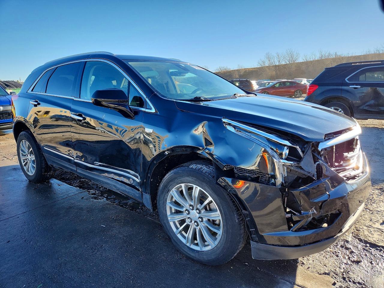 2018 CADILLAC XT5 LUXURY photo 4