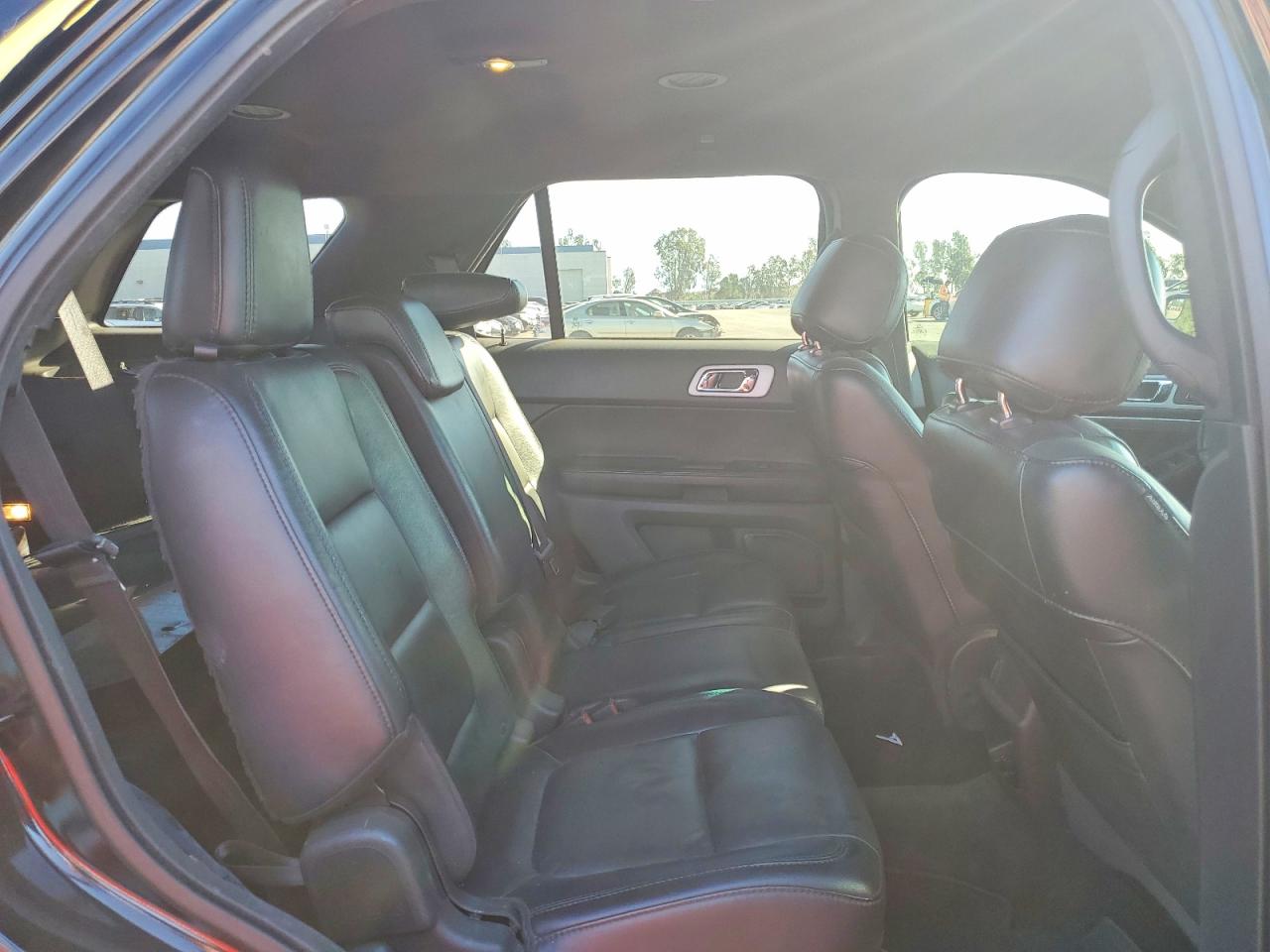 2014 FORD EXPLORER XLT photo 10