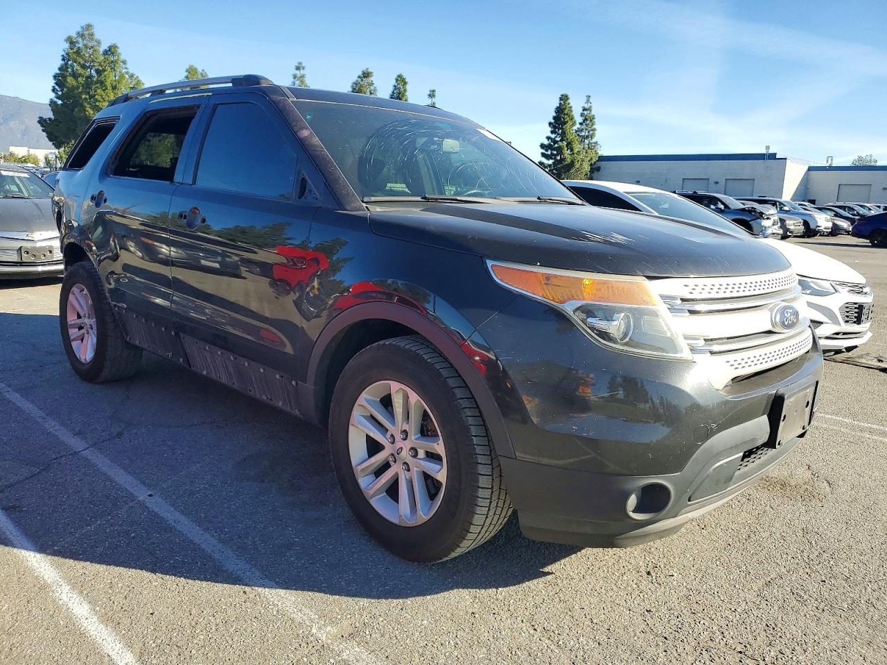 2014 FORD EXPLORER XLT photo 4