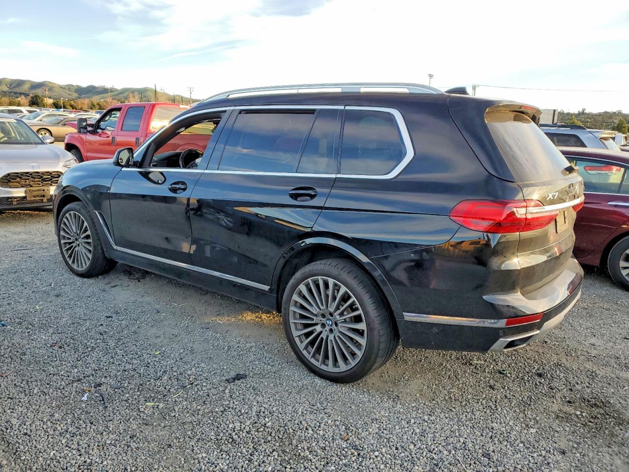 2020 BMW X7 XDRIVE40I photo 4