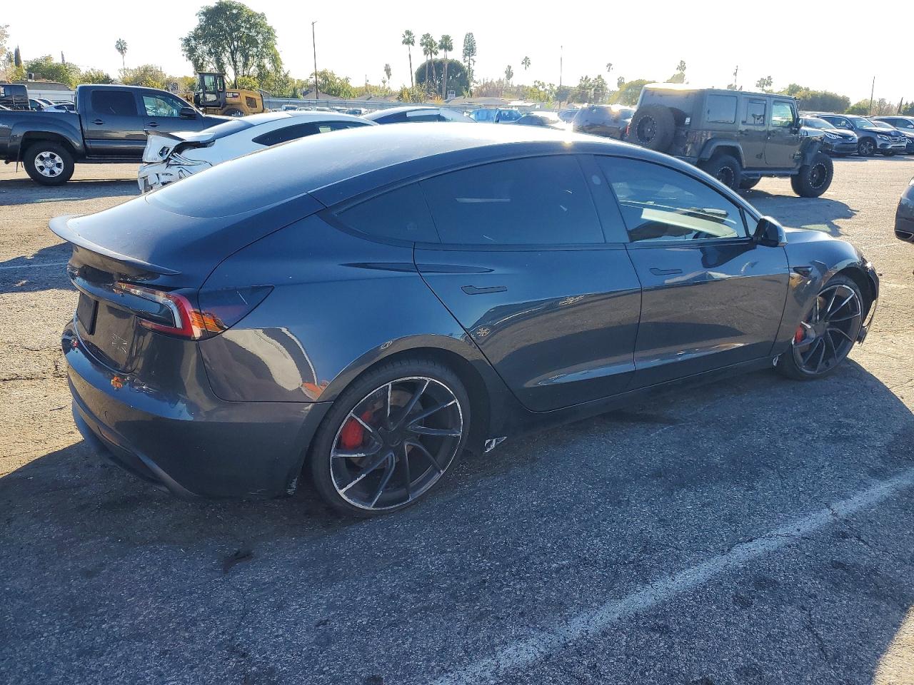 2024 TESLA MODEL 3 photo 3
