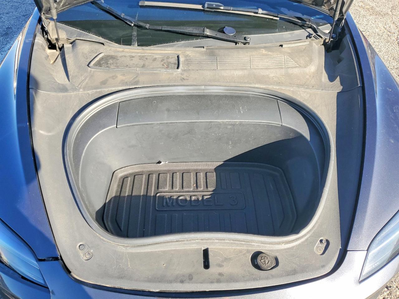 2024 TESLA MODEL 3 photo 11