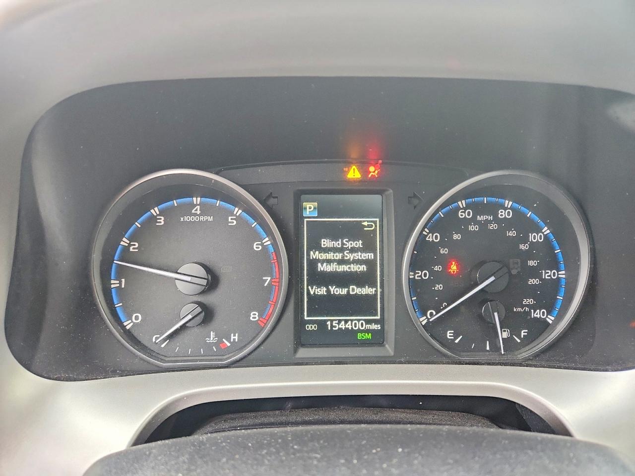 2017 TOYOTA RAV4 photo 17
