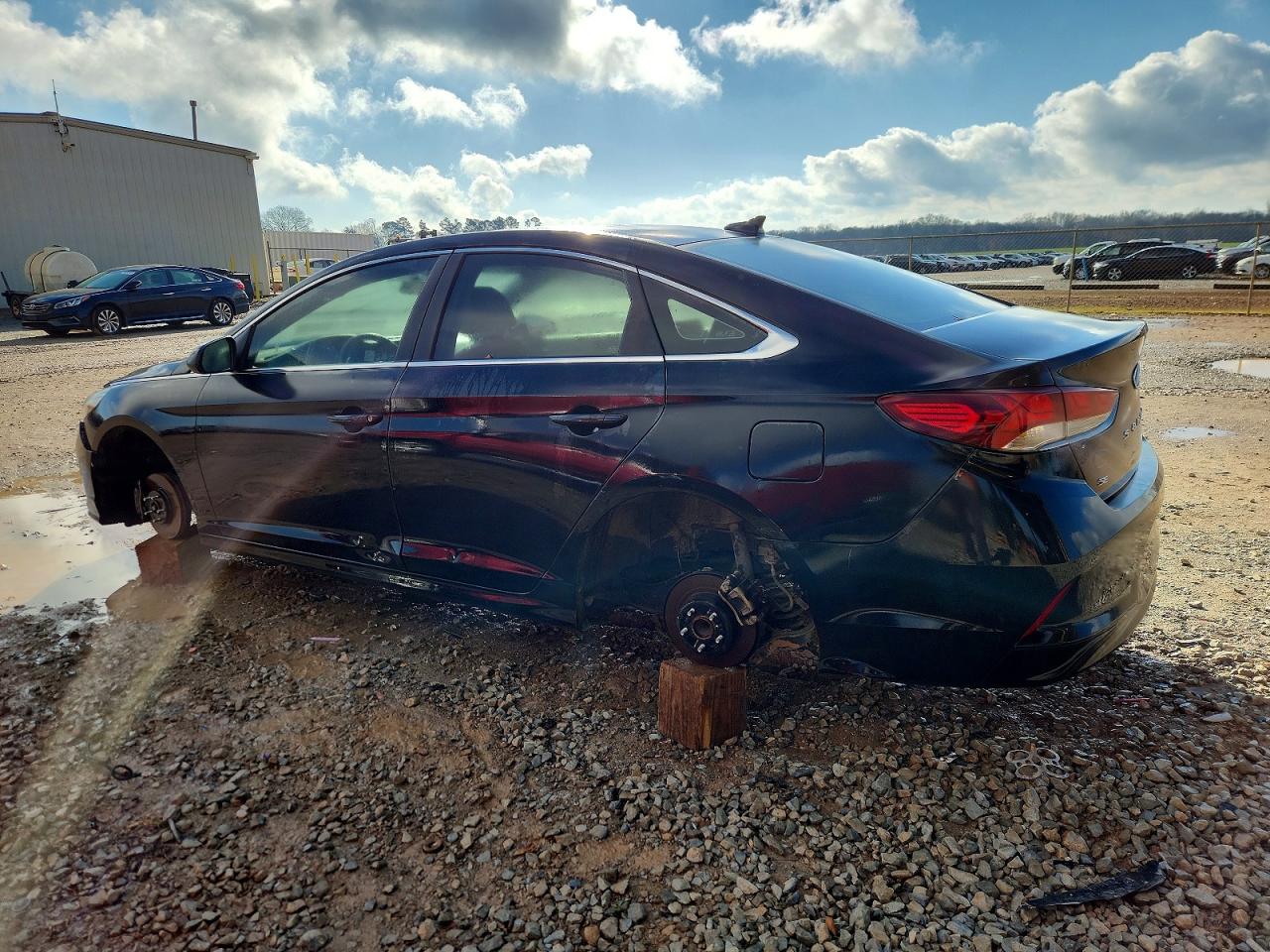 2018 HYUNDAI SONATA SE photo 3