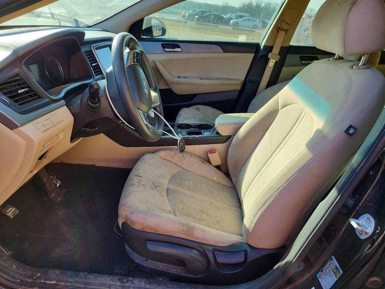 2018 HYUNDAI SONATA SE photo 13