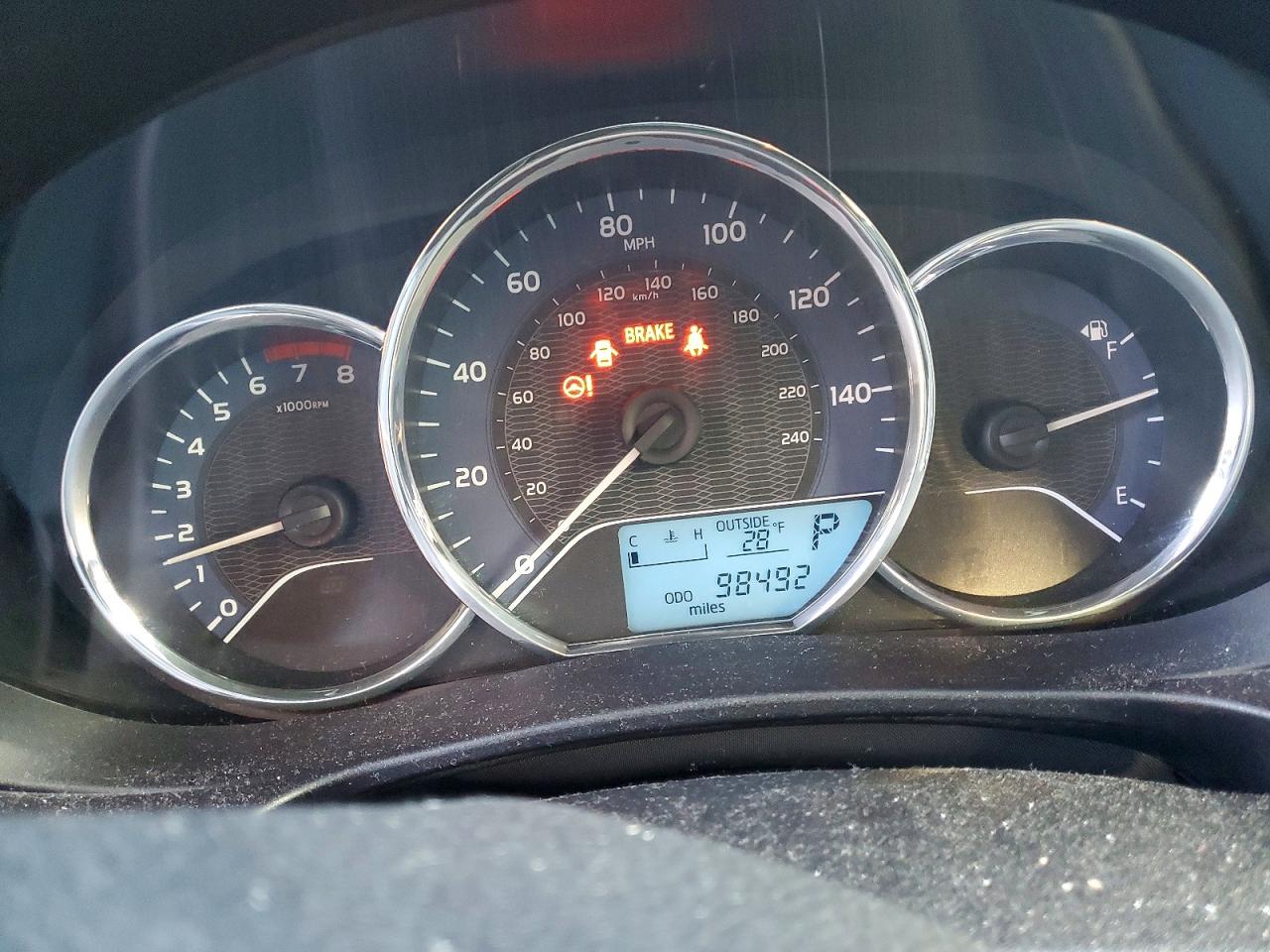 2014 TOYOTA COROLLA L photo 9