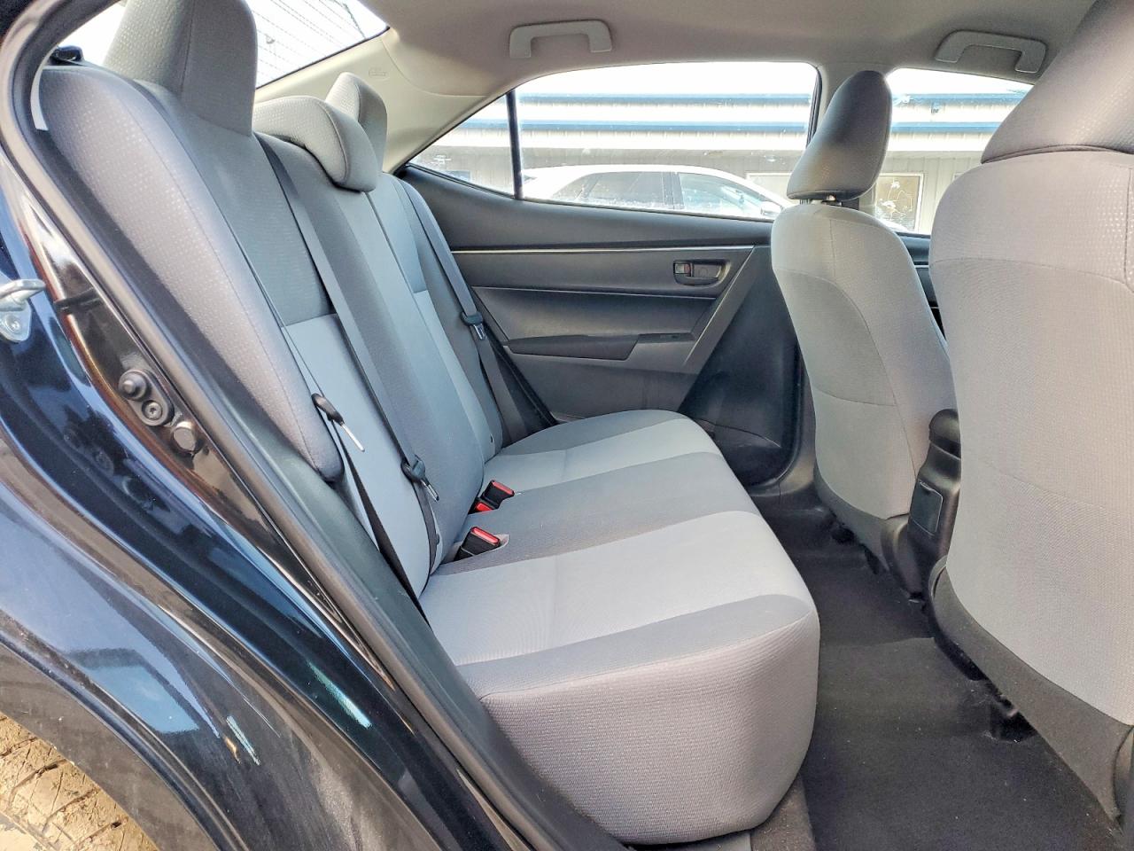 2014 TOYOTA COROLLA L photo 10