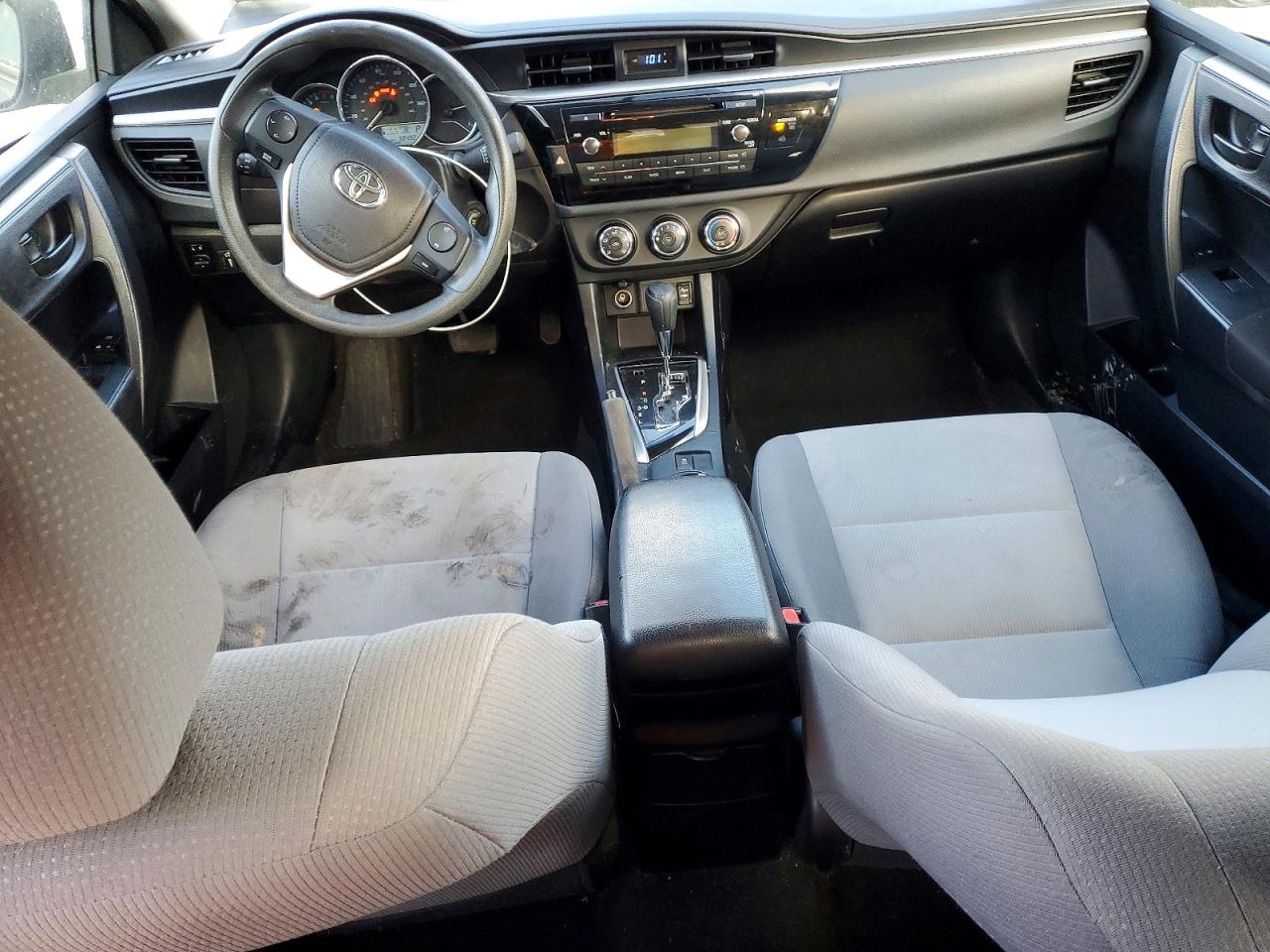 2014 TOYOTA COROLLA L photo 8
