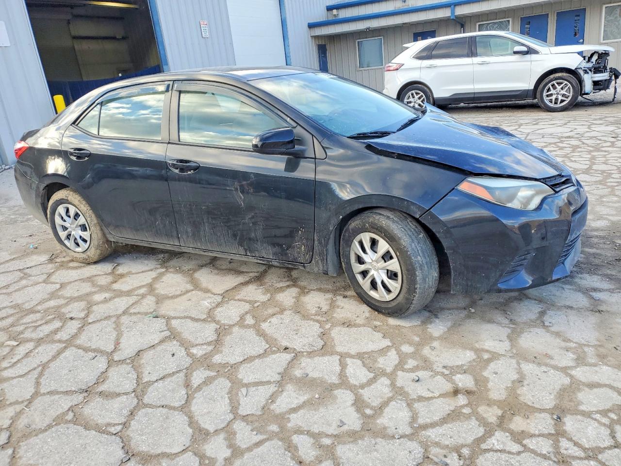 2014 TOYOTA COROLLA L photo 4