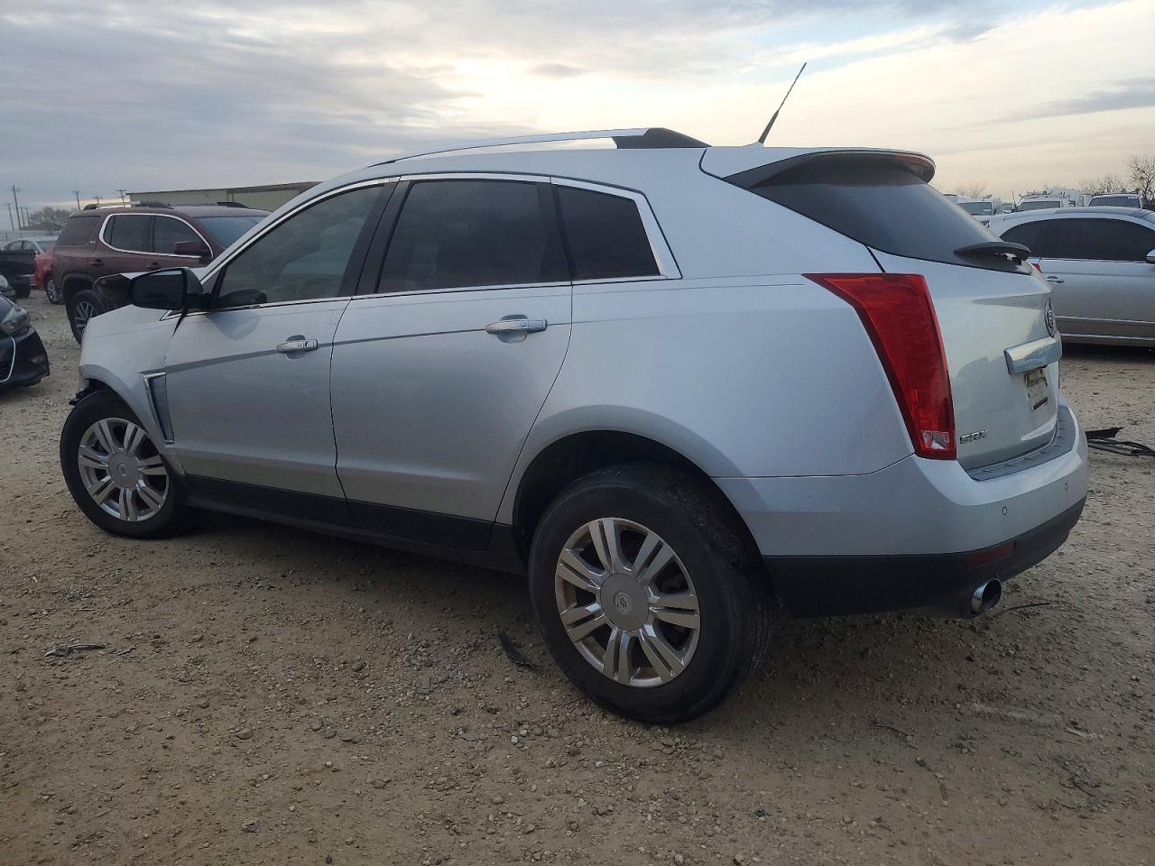 2013 CADILLAC SRX LUXURY COLLECTION photo 3