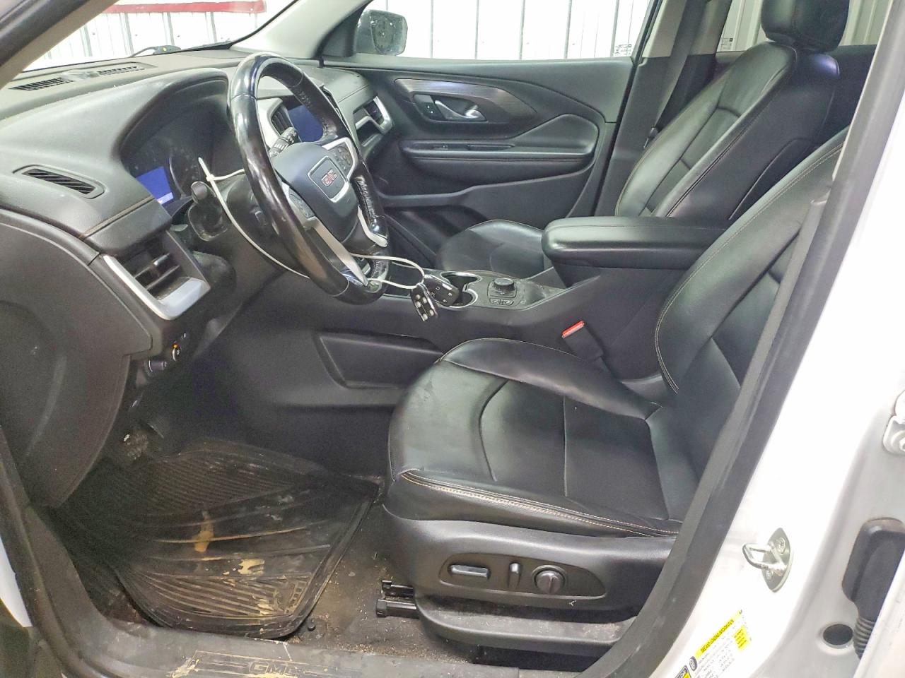 2019 GMC TERRAIN SLT photo 19
