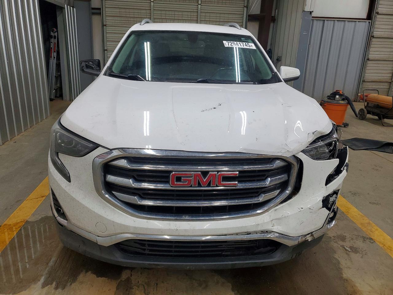 2019 GMC TERRAIN SLT photo 13