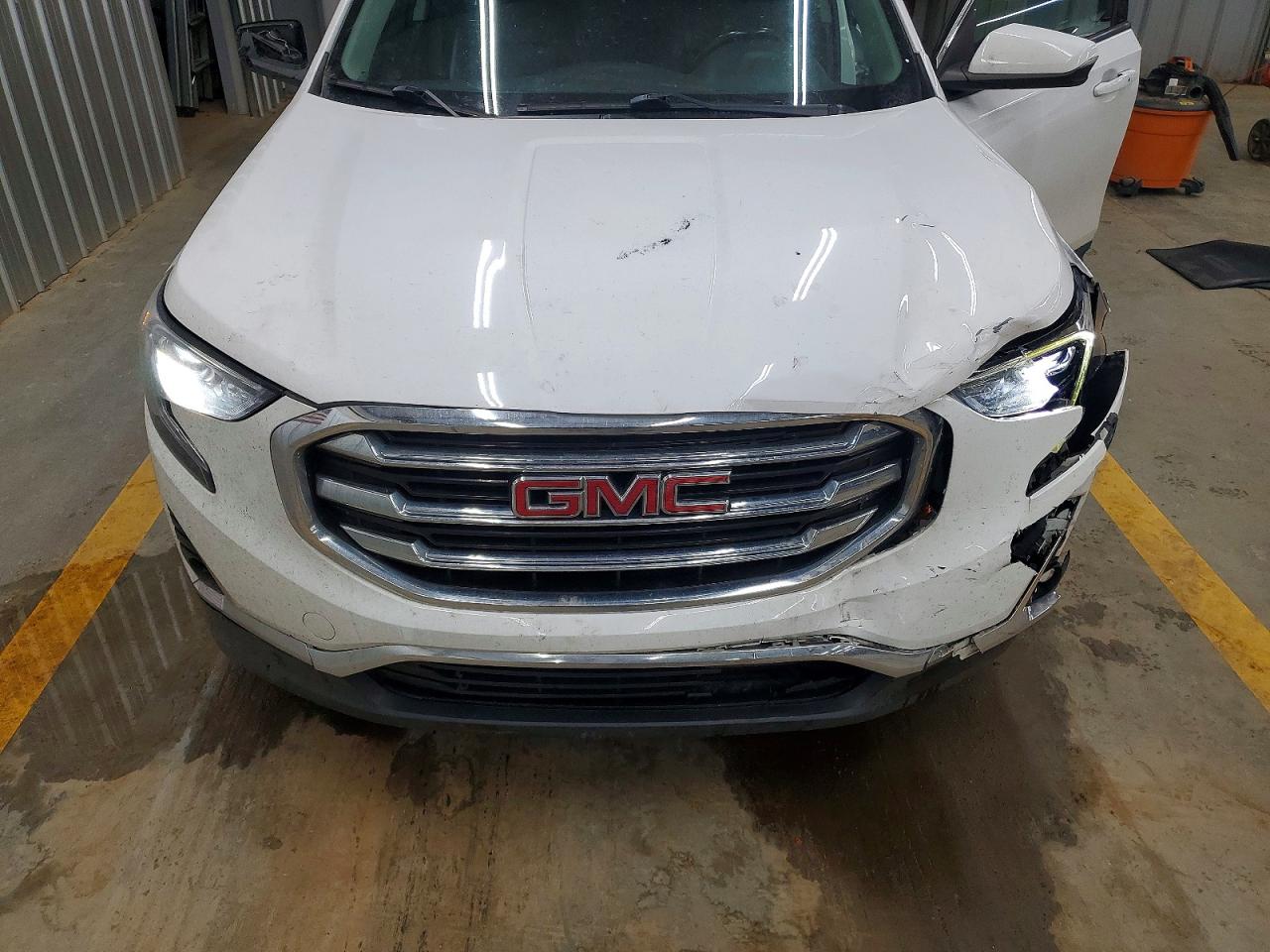 2019 GMC TERRAIN SLT photo 31