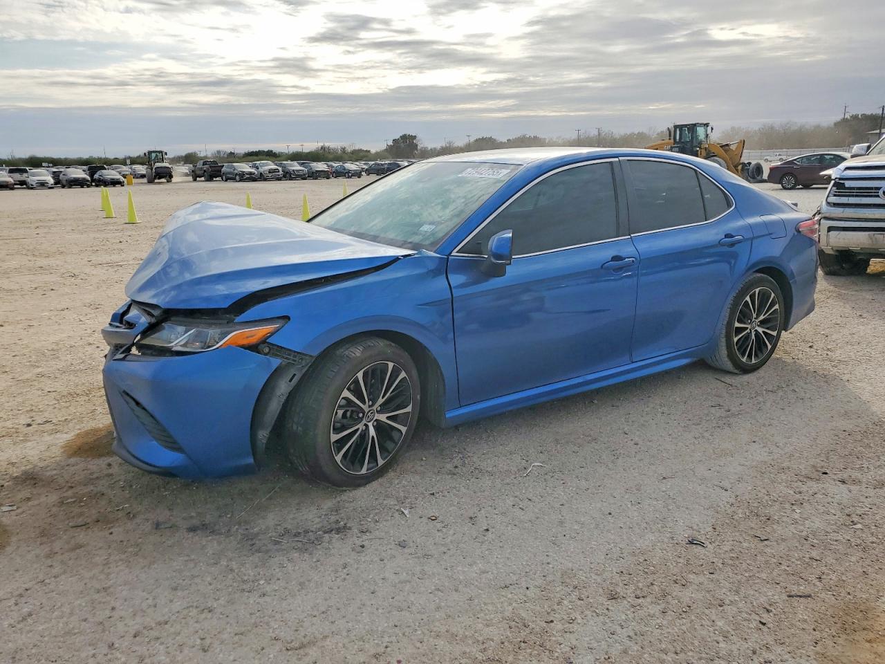 2018 TOYOTA CAMRY