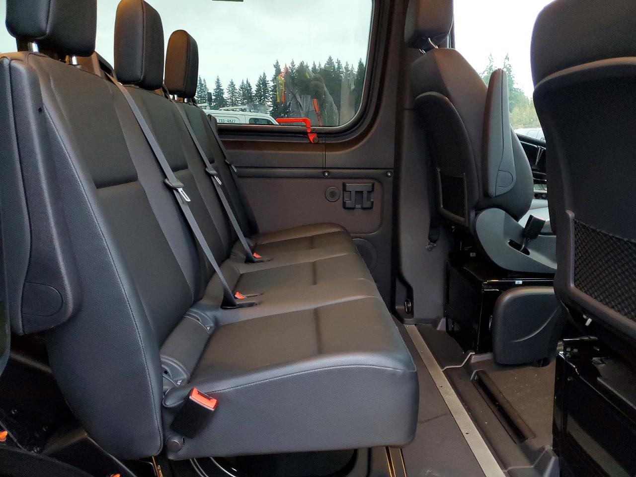 2025 MERCEDES-BENZ SPRINTER 2500 photo 11