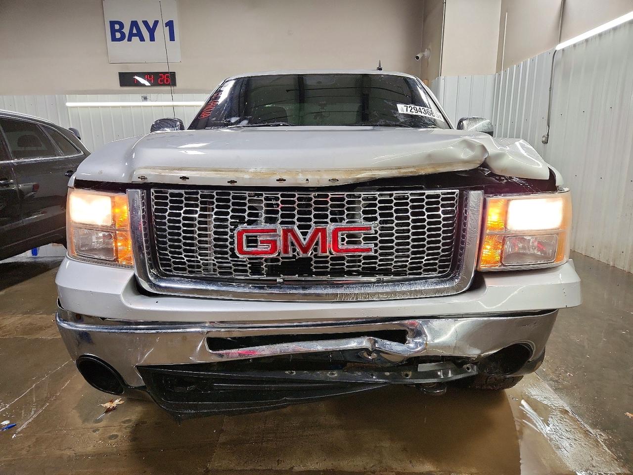 2011 GMC SIERRA K1500 SL photo 9
