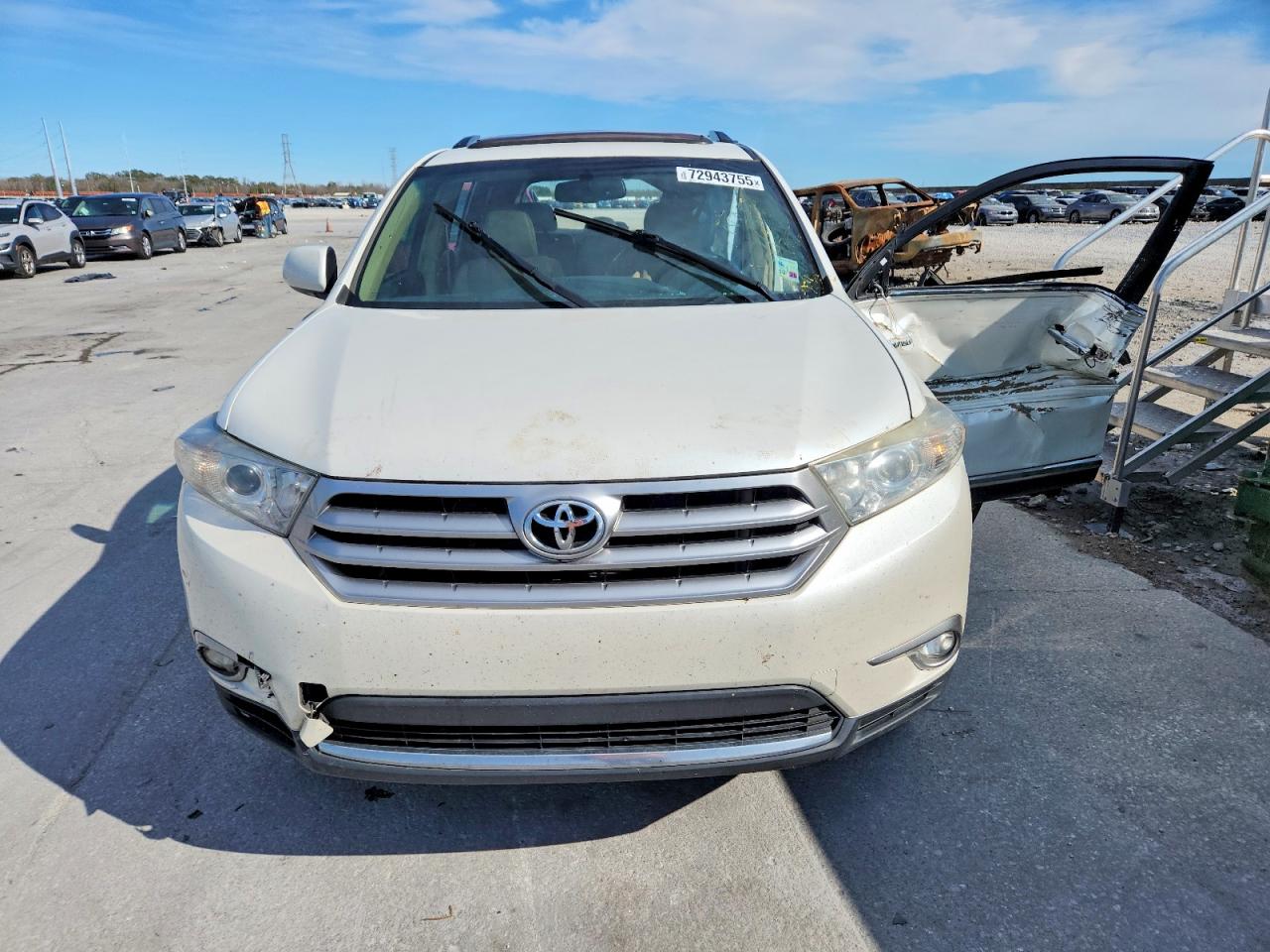 2013 TOYOTA HIGHLANDER LIMITED photo 13