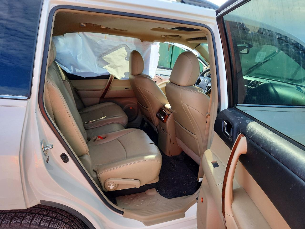 2013 TOYOTA HIGHLANDER LIMITED photo 28