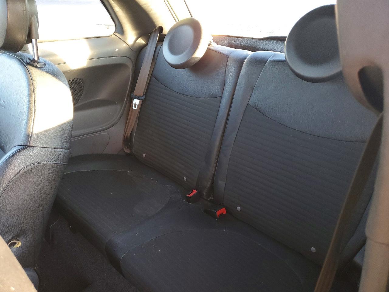 2015 FIAT 500 SPORT photo 28