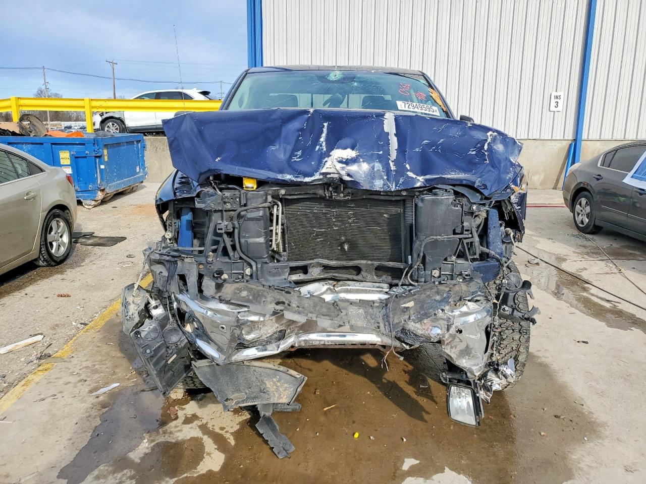 2017 RAM 1500 SLT photo 9